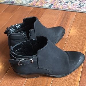 Sonoma Ankle Booties Size 6